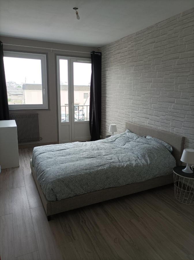 Joli Appartement Type 5 En Centre Ville Châteauroux Εξωτερικό φωτογραφία