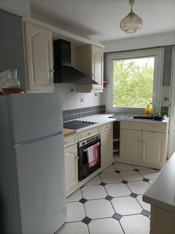 Joli Appartement Type 5 En Centre Ville Châteauroux Εξωτερικό φωτογραφία